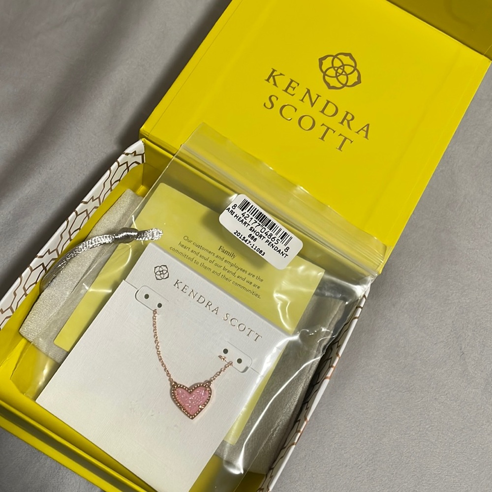 Kendra Scott Heart Shaped Necklace